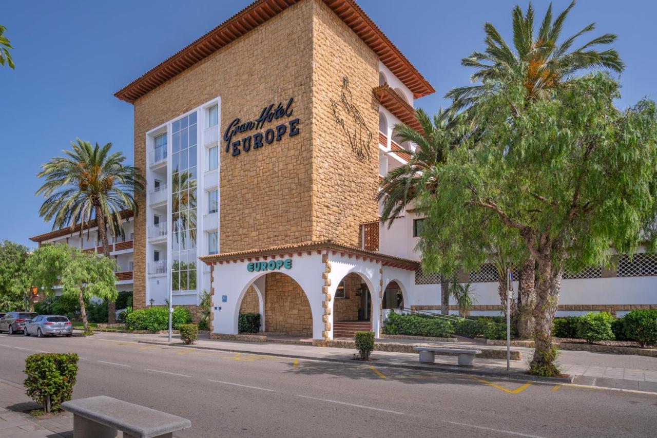 4R Gran Europe Hotel โกมาร์รูกา ภายนอก รูปภาพ