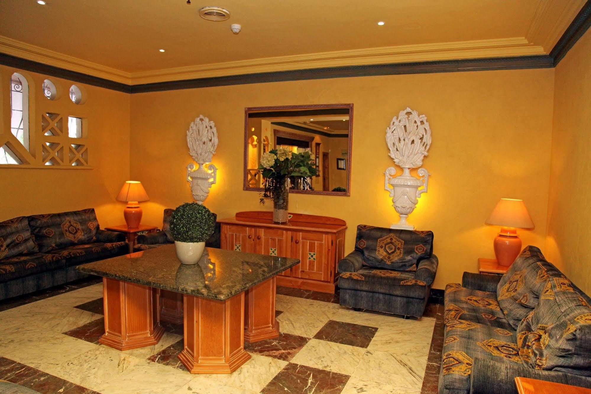4R Gran Europe Hotel โกมาร์รูกา ภายนอก รูปภาพ